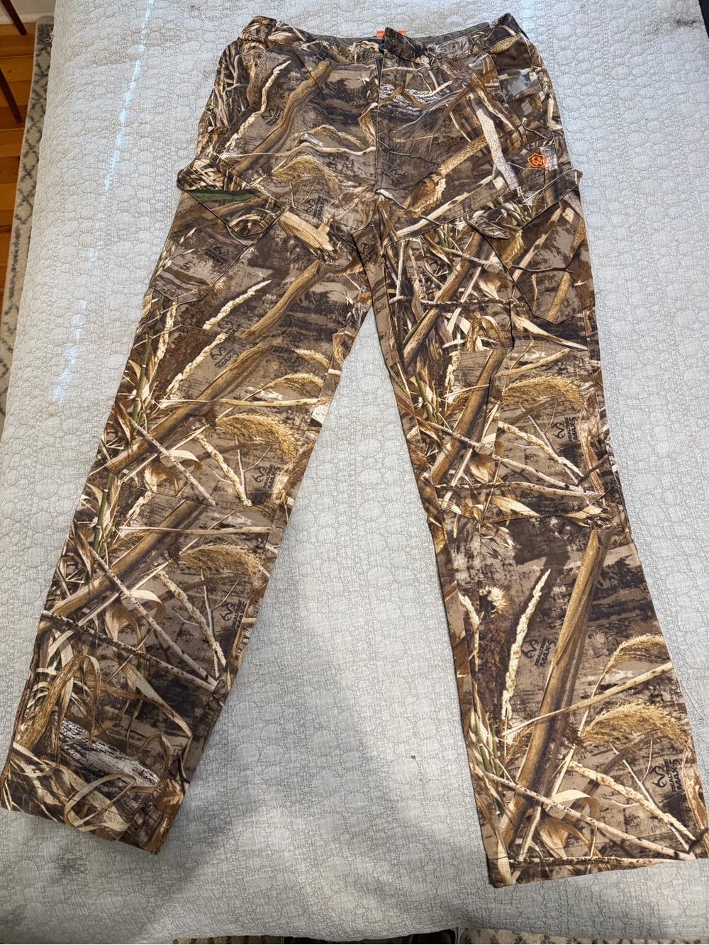 Realtree Men's Brown Camo Cargo Pants